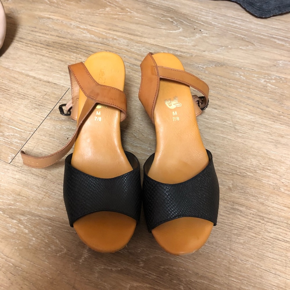 Rue 21 wedges